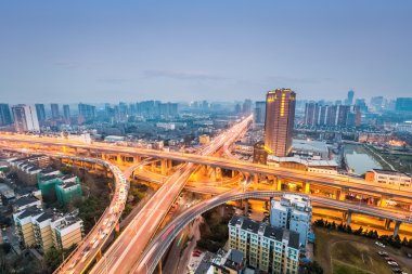 gece şehir değişimi