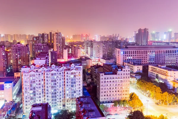 Zona residenziale di notte a Wuhan — Foto Stock
