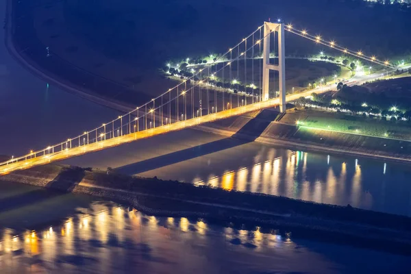 Xiling Yangtze Jokisilta Yöllä Yksi Tärkeimmistä Liikennehankkeista Kolmen Rotkoja Hanke — kuvapankkivalokuva