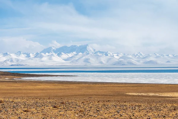 Lago Santo Montaña Nieve Tíbet Paisaje Meseta — Foto de Stock