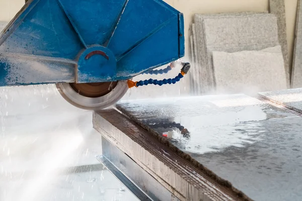 Stone cutting closeup — Stock Photo, Image