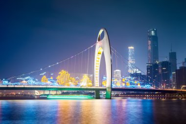 Guangzhou liede Köprüsü'nde gece