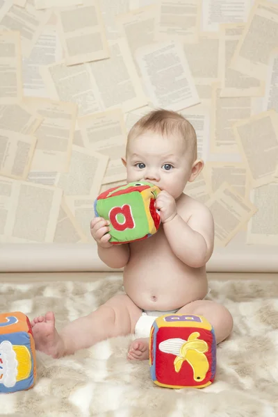Alfabeto de aprendizaje del bebé — Foto de Stock