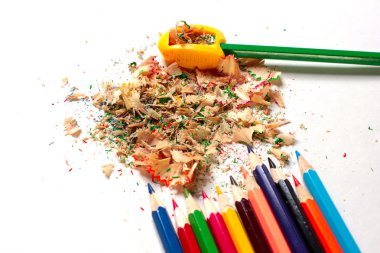 kalemtıraş talaşı ile