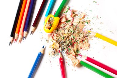 kalemtıraş talaşı ile