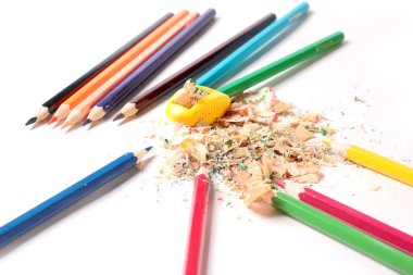 kalemtıraş talaşı ile