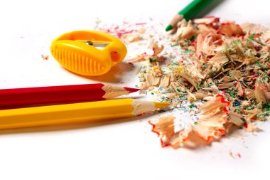 kalemtıraş talaşı ile