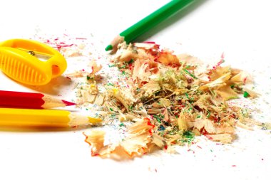 kalemtıraş talaşı ile