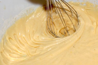 kırbaçlanan hamur blender