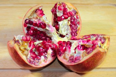 sahne tropikal meyve nar