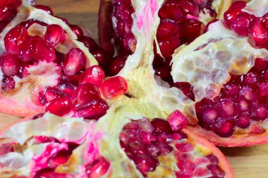 sahne tropikal meyve nar