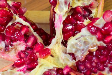 sahne tropikal meyve nar