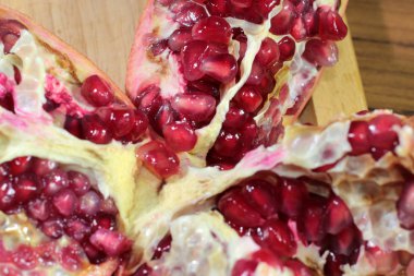 sahne tropikal meyve nar