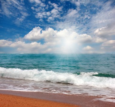 dalga deniz ve gökyüzü