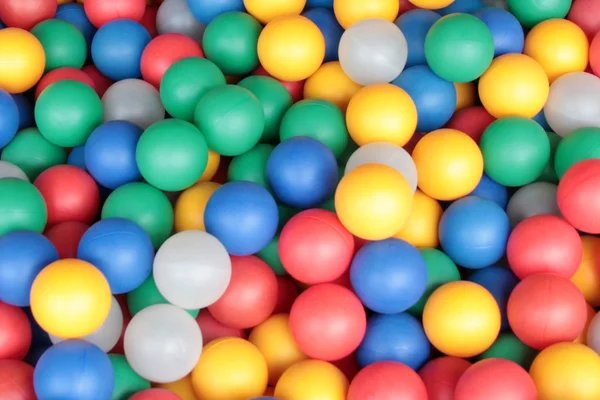 彩色塑料球 — 图库照片
