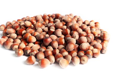 Olgun fındık demet