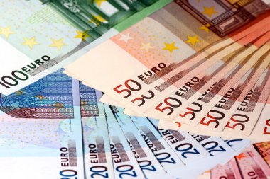 Kağıt euro yığını