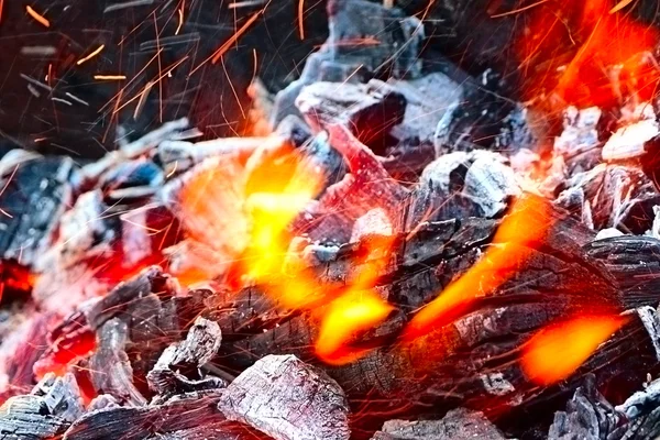 Szén- és lángok — Stock Fotó