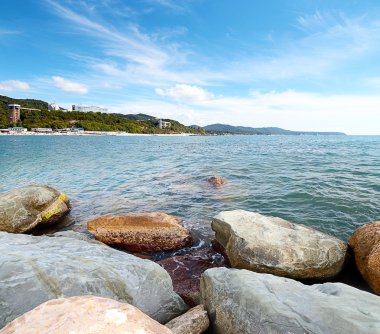 güzel bir sahil şeridi