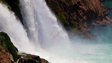 Antalya Türkiye 'nin Lara yerleşim bölgesinde Duden Şelalesi