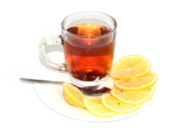 Glas Mit Schwarzem Tee Und Frischen Zitronenscheiben — Stockfoto