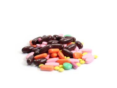 Sağlığınızı iyileştirmek için bir sürü ilaç hazırlandı.