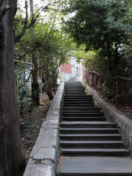 Rua Destruída Escadaria Cidade Yalta República Crimeia — Fotografia de Stock