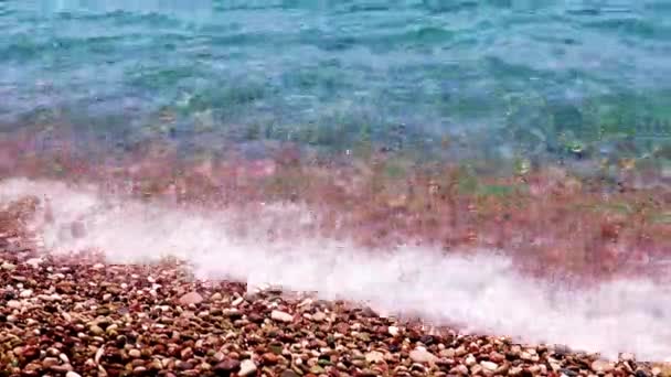 Olas Mar Libres Una Playa Arena Guijarros — Vídeos de Stock