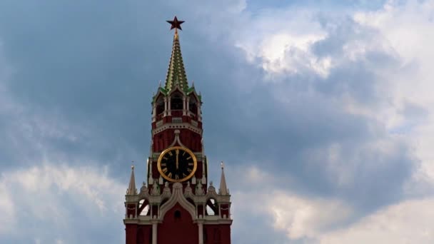 Movimiento Las Manos Reloj Torre Spasskaya Kremlin Moscú Rusia — Vídeos de Stock