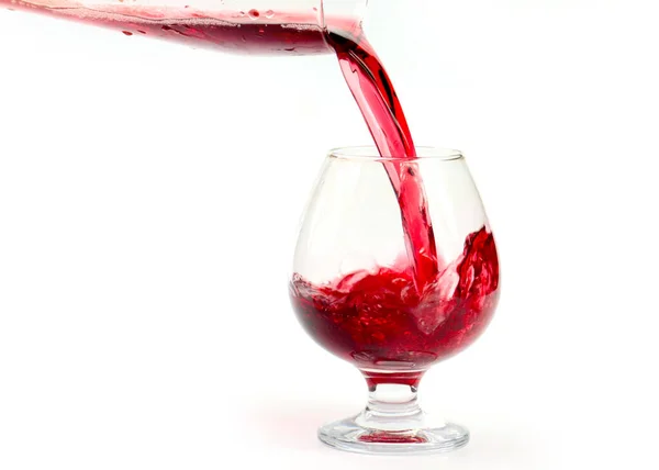 Ström Rött Vin När Det Hälls Ett Glas — Stockfoto