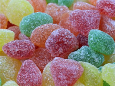 Tatlı olarak narenciye aromalı karamel.