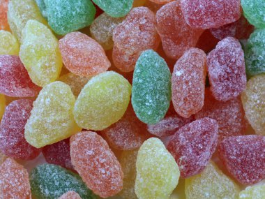 Narenciye tadında güzel karamel renkli damlalar.