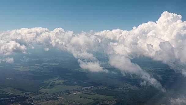 Vista Desde Ventana Del Avión Del Cielo Las Nubes — Vídeo de stock