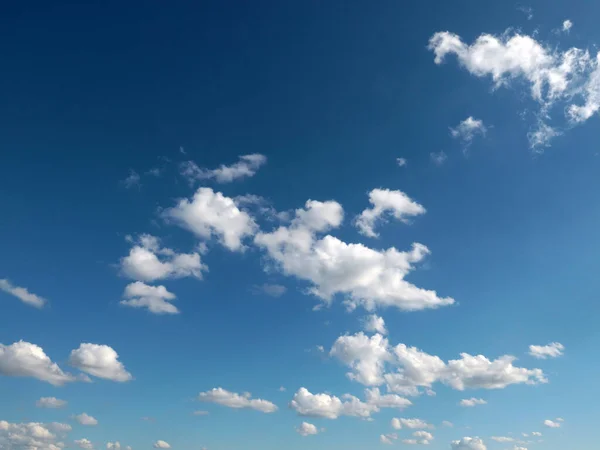 Красиве Хмарне Літнє Небо Над Горизонтом — стокове фото