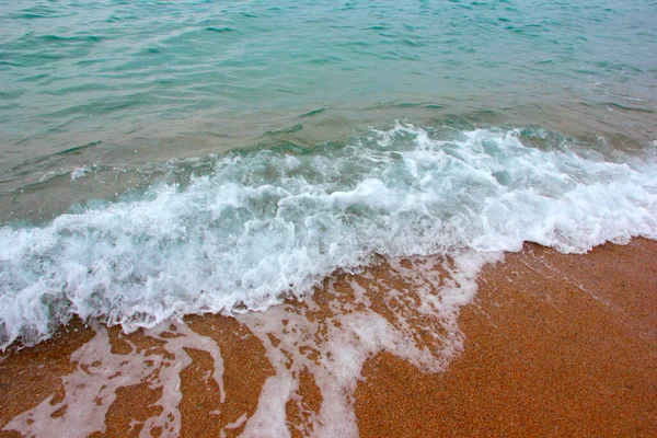 Ondas Marinhas Claras Praia Arenosa — Fotografia de Stock