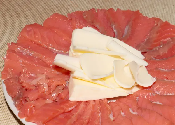 Fette Pesce Rosso Salato Una Parte Burro Piatto — Foto Stock