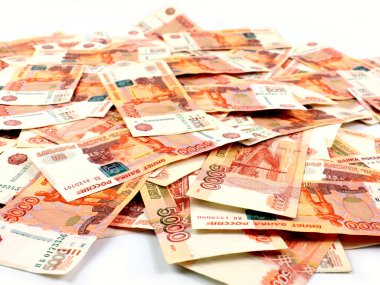 Ülkenin ticaret ekonomisinin bir unsuru olarak Rus rublesi beş bininci kağıt yığını.