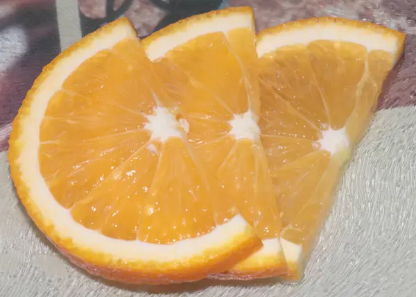 成熟的橙片 准备一顿丰盛的大餐 — 图库照片