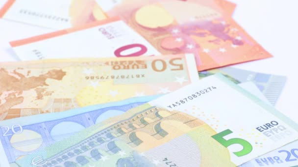 Billets Euros Tombant Sur Tas Argent — Video