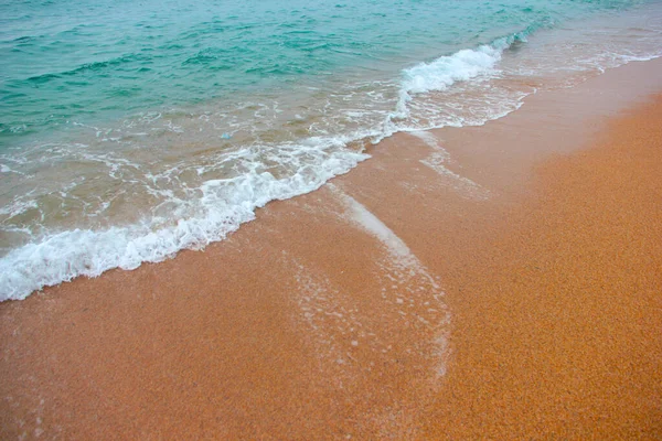 Beautiful Sandy Beach Sea Waves —  Fotos de Stock