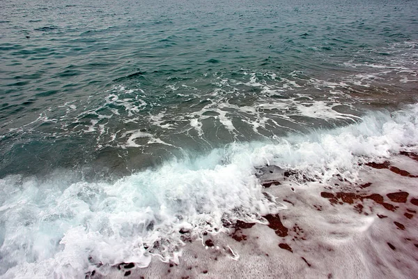 Mooi Zandstrand Zee Golven — Stockfoto