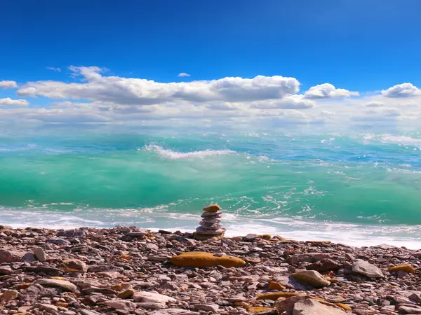 Pebble Pyramid Mediterranean Beach Sunny Cloudy Sky — Stock Photo, Image