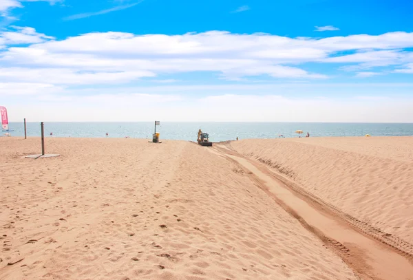 Strand reinigen — Stockfoto