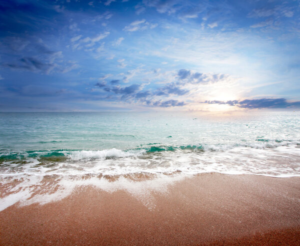 Песчаный пляж
