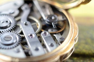 Ayrıntılar clockwork