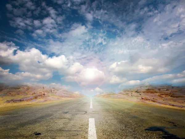 Carretera y cielo — Foto de Stock