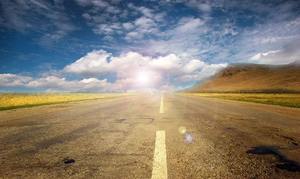 Carretera y cielo — Foto de Stock