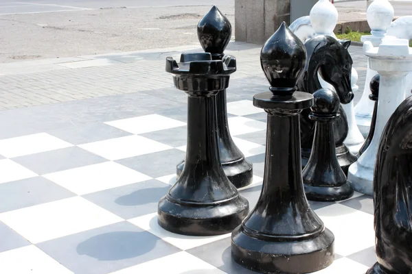 Outdoor chess — Stock Photo, Image