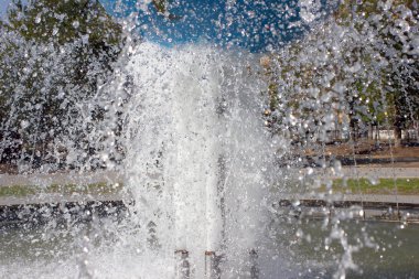 sahne su bașlığı