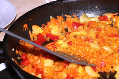 sahne pilav ve sebze